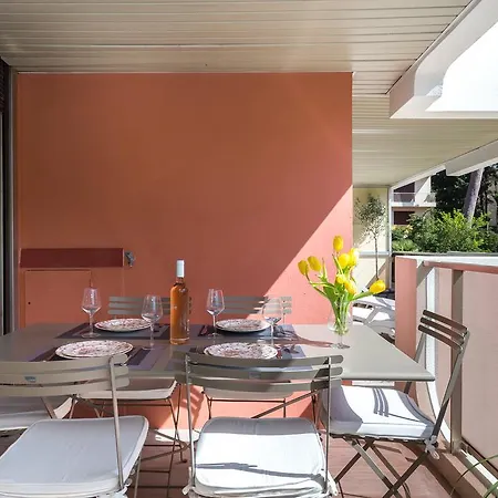 Апартаменты Les Jardins Du Cap Антиб