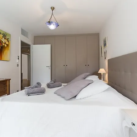 Апартаменты Les Jardins Du Cap Антиб
