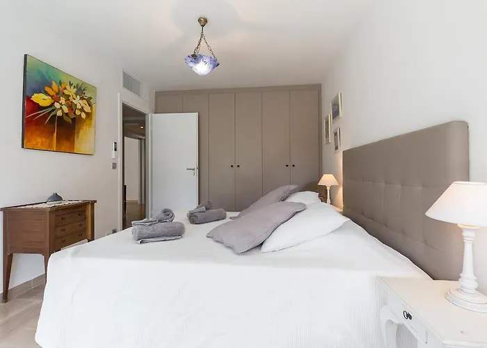 Apartment Les Jardins Du Cap Antibes