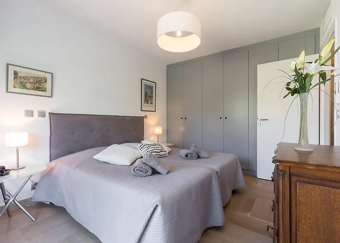 Apartment Les Jardins Du Cap Antibes